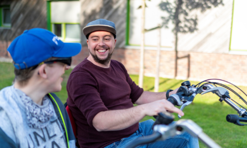 Jeff en Tom op de fiets